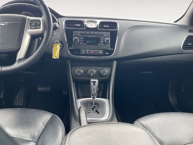 2013 Chrysler 200 Limited