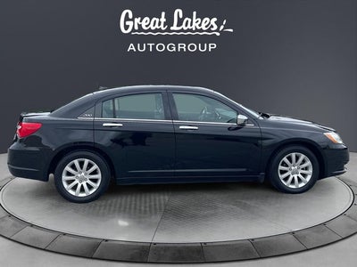 2013 Chrysler 200 Limited