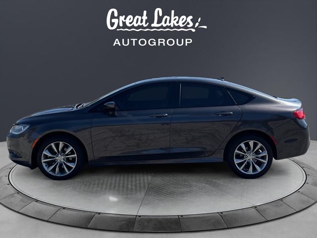 Used 2015 Chrysler 200 S with VIN 1C3CCCDG5FN543891 for sale in Findlay, OH