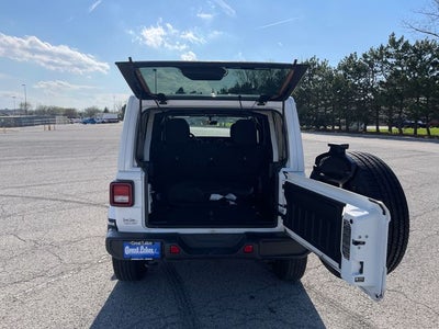 2022 Jeep Wrangler Unlimited Sahara