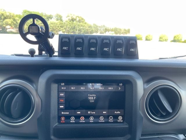 2021 Jeep Gladiator Willys