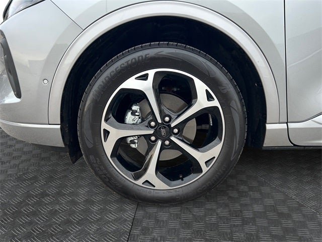 2024 Ford Escape ST-Line Elite