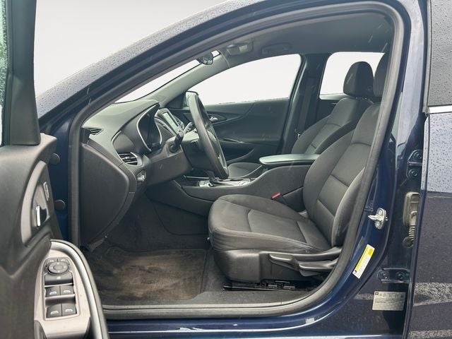 2017 Chevrolet Malibu LS 1LS