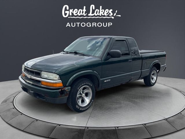 2002 Chevrolet S-10 LS