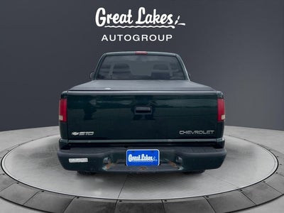 2002 Chevrolet S-10 LS