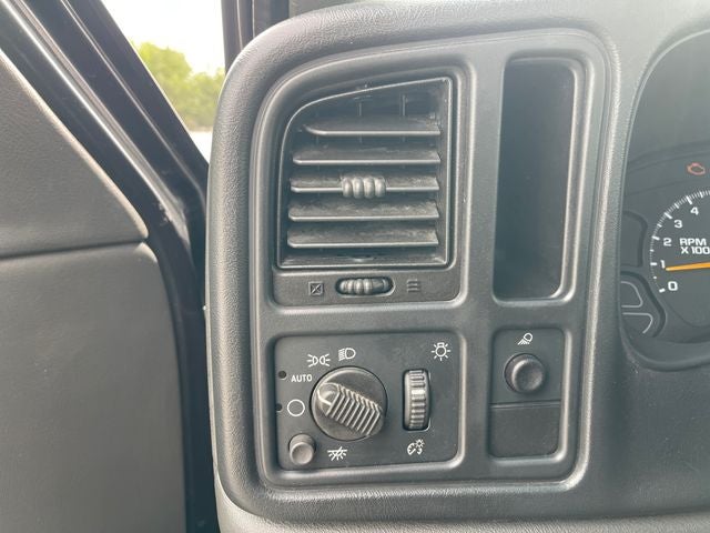 2003 Chevrolet Silverado 1500 Reg Cab 133.0" WB