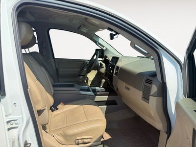 2014 Nissan Titan SL
