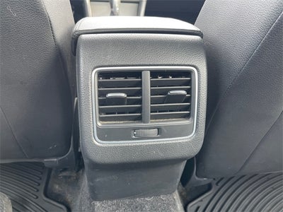 2015 Volkswagen Passat 1.8T SE w/Sunroof/Nav