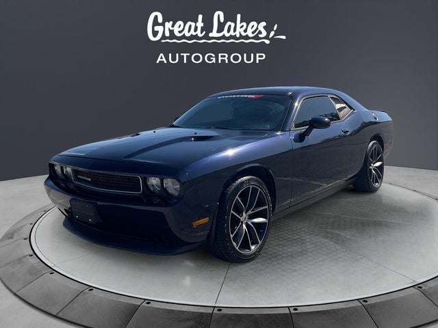 2011 Dodge Challenger SE's photo