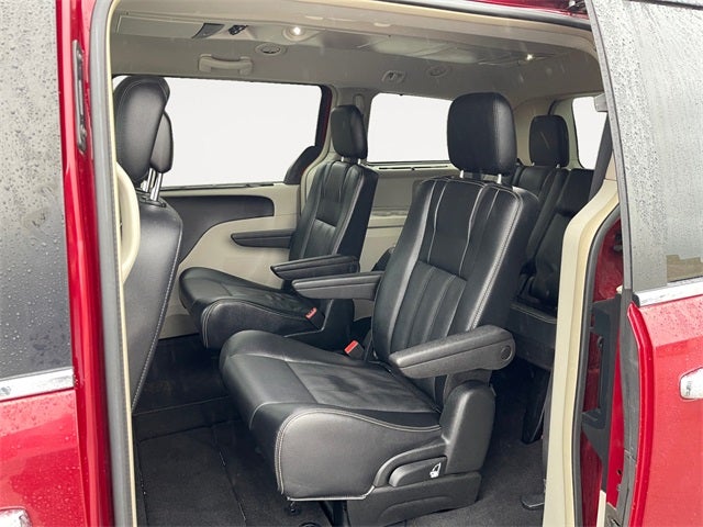 2015 Chrysler Town & Country Touring