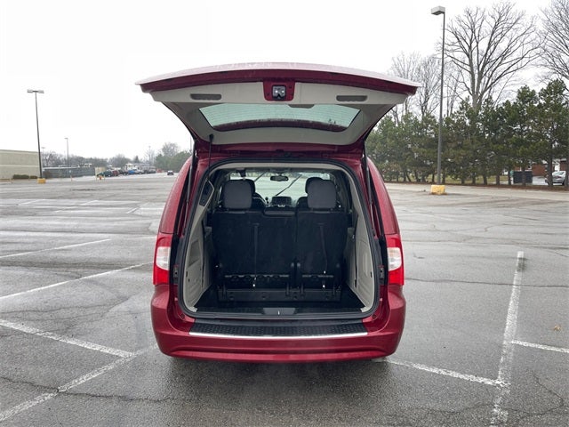 2015 Chrysler Town & Country Touring