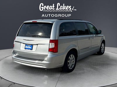 2012 Chrysler Town & Country Touring-L