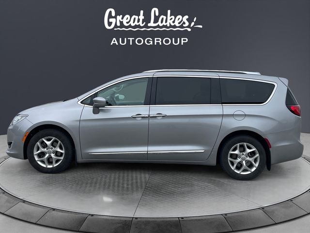 2017 Chrysler Pacifica Touring L Plus