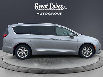 2017 Chrysler Pacifica Touring L Plus