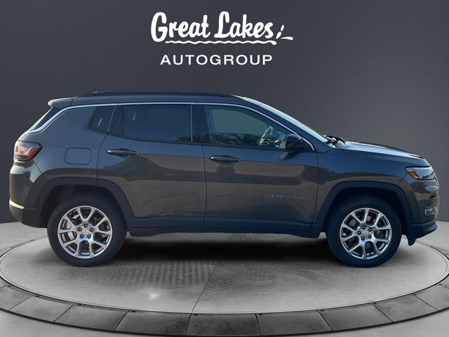 2023 Jeep Compass Latitude Lux