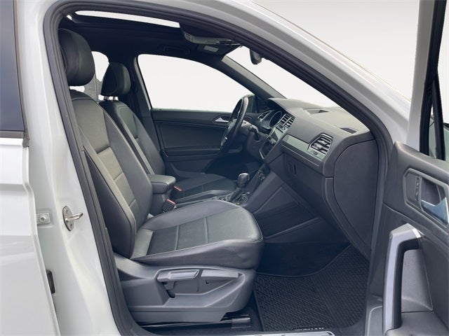 2021 Volkswagen Tiguan 2.0T SE R-Line Black