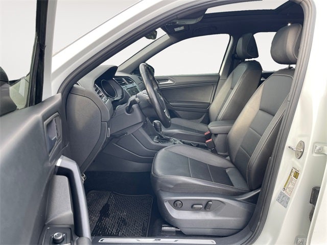 2021 Volkswagen Tiguan 2.0T SE R-Line Black