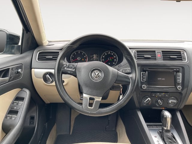 2013 Volkswagen Jetta 2.5L SE Convenience & Sunroof