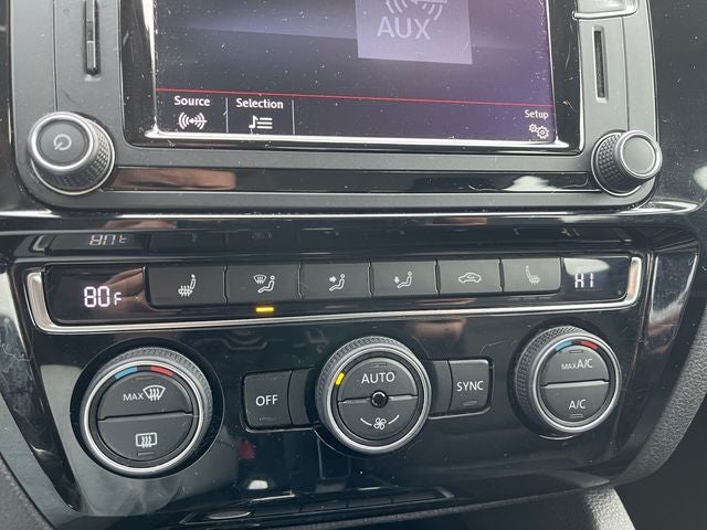 2017 Volkswagen Jetta 1.8T SEL