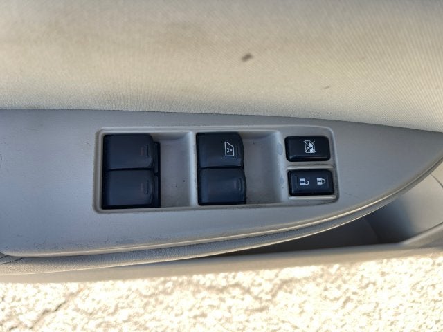 2011 Subaru Outback 2.5i Premium