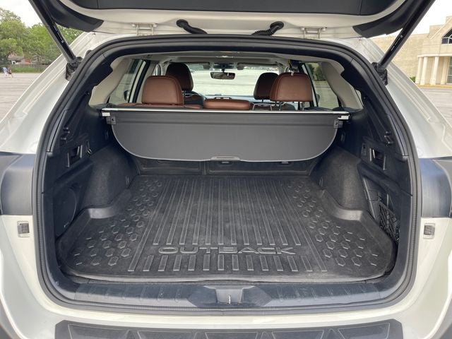 2022 Subaru Outback Touring XT