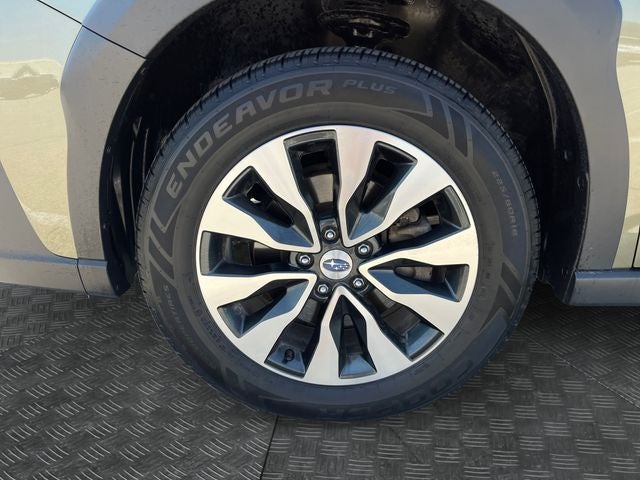 2025 Subaru Outback Touring XT