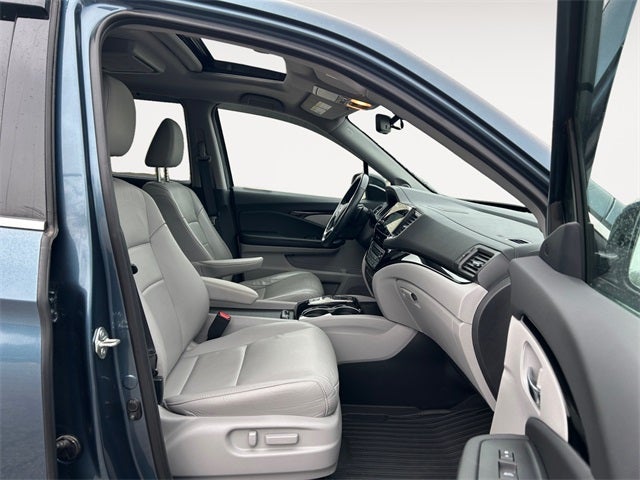 2021 Honda Pilot Touring 7 Passenger