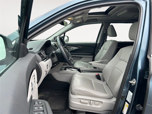 2021 Honda Pilot Touring 7 Passenger