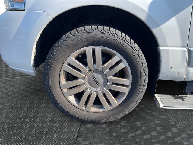 2014 Lincoln Navigator L 4WD 4dr