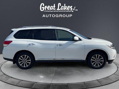 2016 Nissan Pathfinder SL