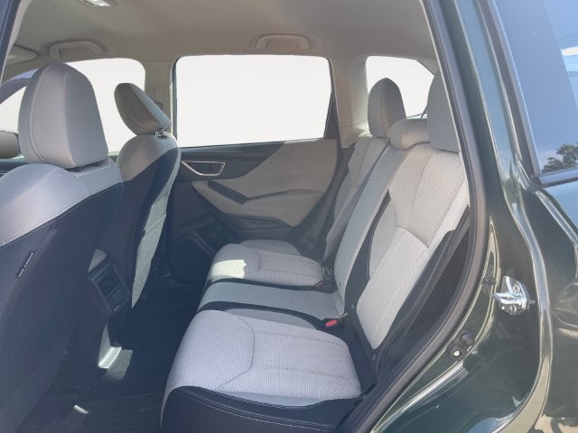 2024 Subaru Forester AWD