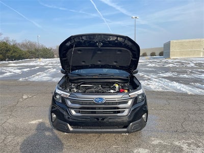 2025 Subaru Forester Premium