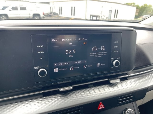 2023 Kia Carnival LX Seat Package