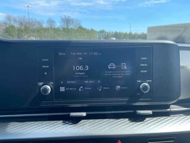 2024 Kia Carnival LX