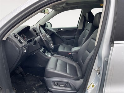 2016 Volkswagen Tiguan R-Line 4Motion