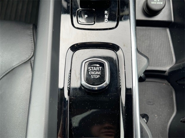 2024 Volvo XC60 B5 Core