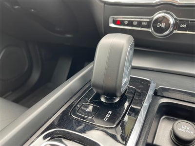 2024 Volvo XC60 B5 Core