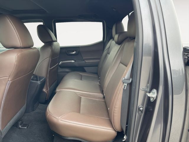 2021 Toyota Tacoma Limited V6