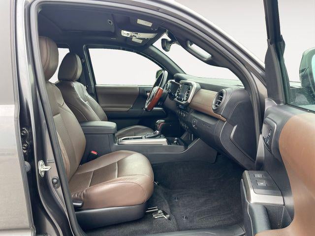 2021 Toyota Tacoma Limited V6
