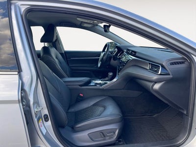 2019 Toyota CAMRY XSE