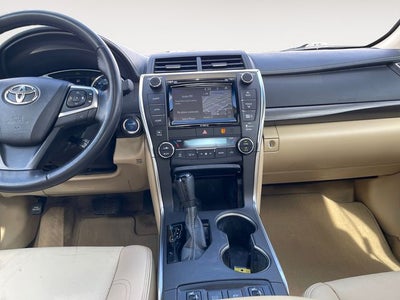 2016 Toyota CAMRY XLE