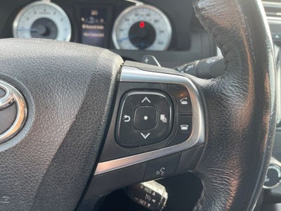 2016 Toyota CAMRY LE