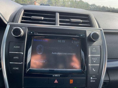 2016 Toyota CAMRY LE