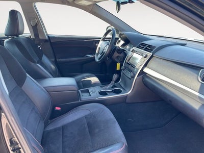 2016 Toyota Camry XSE