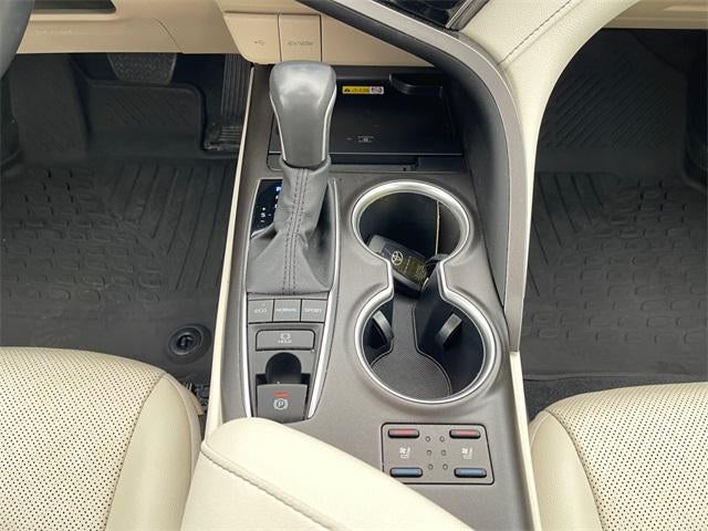 2024 Toyota CAMRY XLE