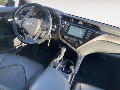 2020 Toyota CAMRY SE
