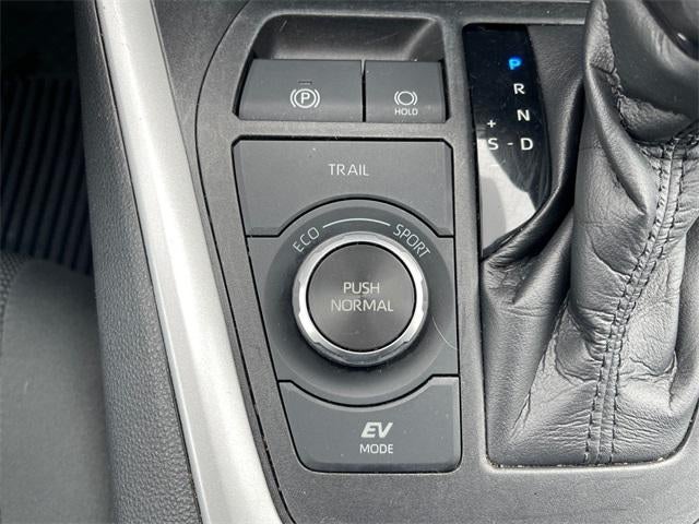 2021 Toyota RAV4 HYBRID LE