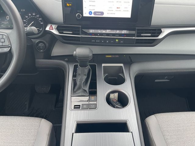 2025 Toyota Sienna LE 8 Passenger