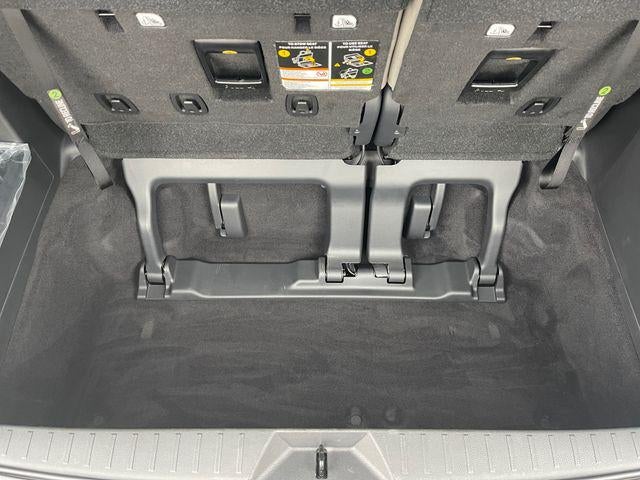2025 Toyota Sienna LE 8 Passenger