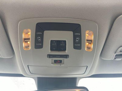 2025 Toyota Sienna LE 8 Passenger